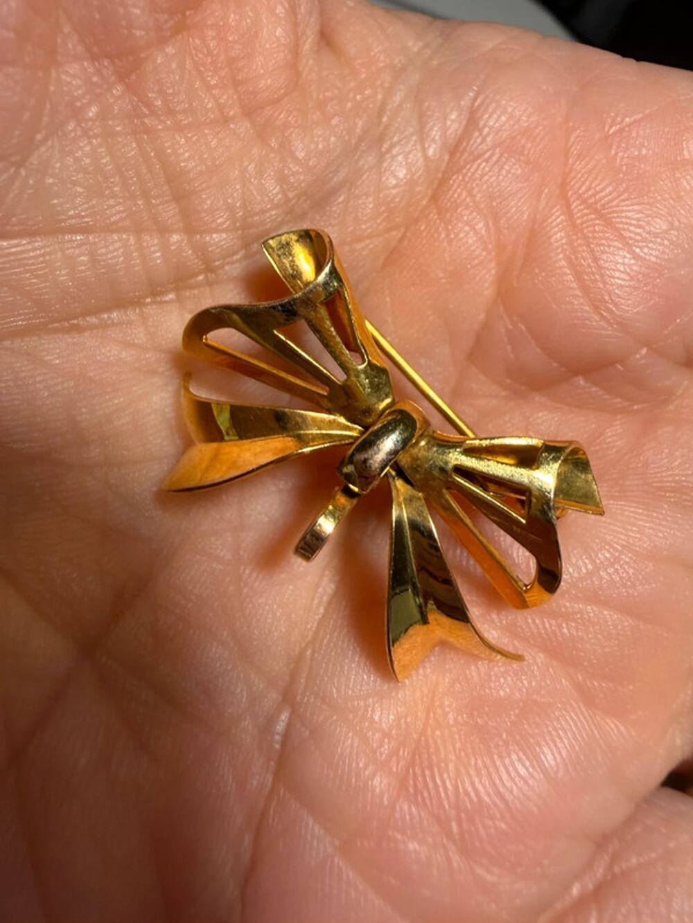 Vintage Carl Art 1/20 12K Gold Filled Ribbon Bow Brooch Pin